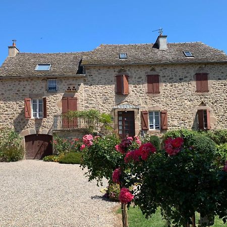 La Maison Rouzies La Bastide-l'Eveque Exterior foto