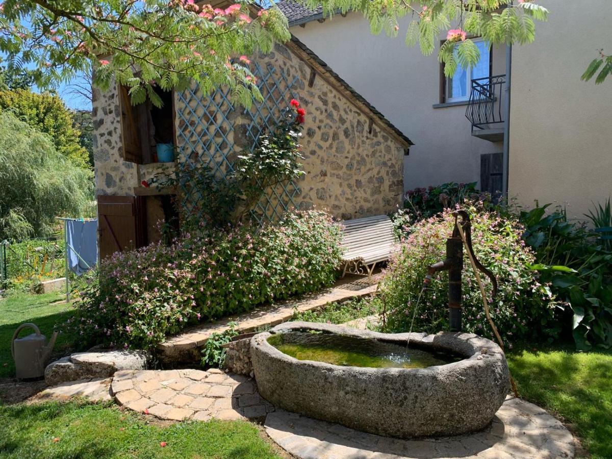 La Maison Rouzies La Bastide-l'Eveque Exterior foto